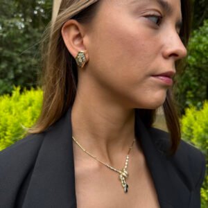 Collar rama de oro con piedras negras – "Larmes de Minuit"