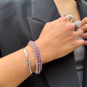 Pulsera de rubíes y diamantes – “Rouge Ardent”